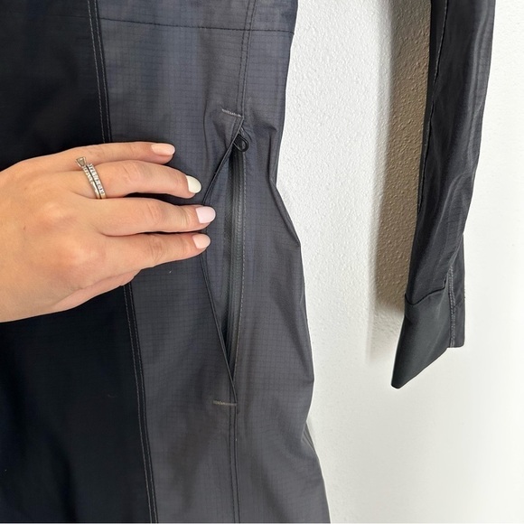 KUHL Jetstream Trench Coat Black Grey Colorblock Hooded Full Zip Size XS Women's - Picture 11 of 15